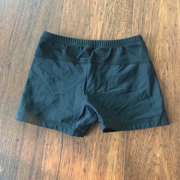 Under Armour shorts - Picture 2 of 2
